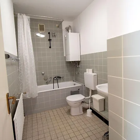 Centrum ברגיש גלאדבך